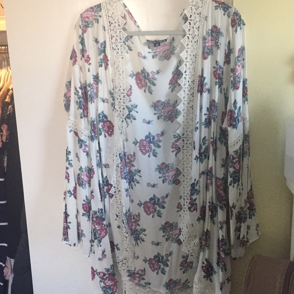 Beautiful Floral and Lace Cardigan